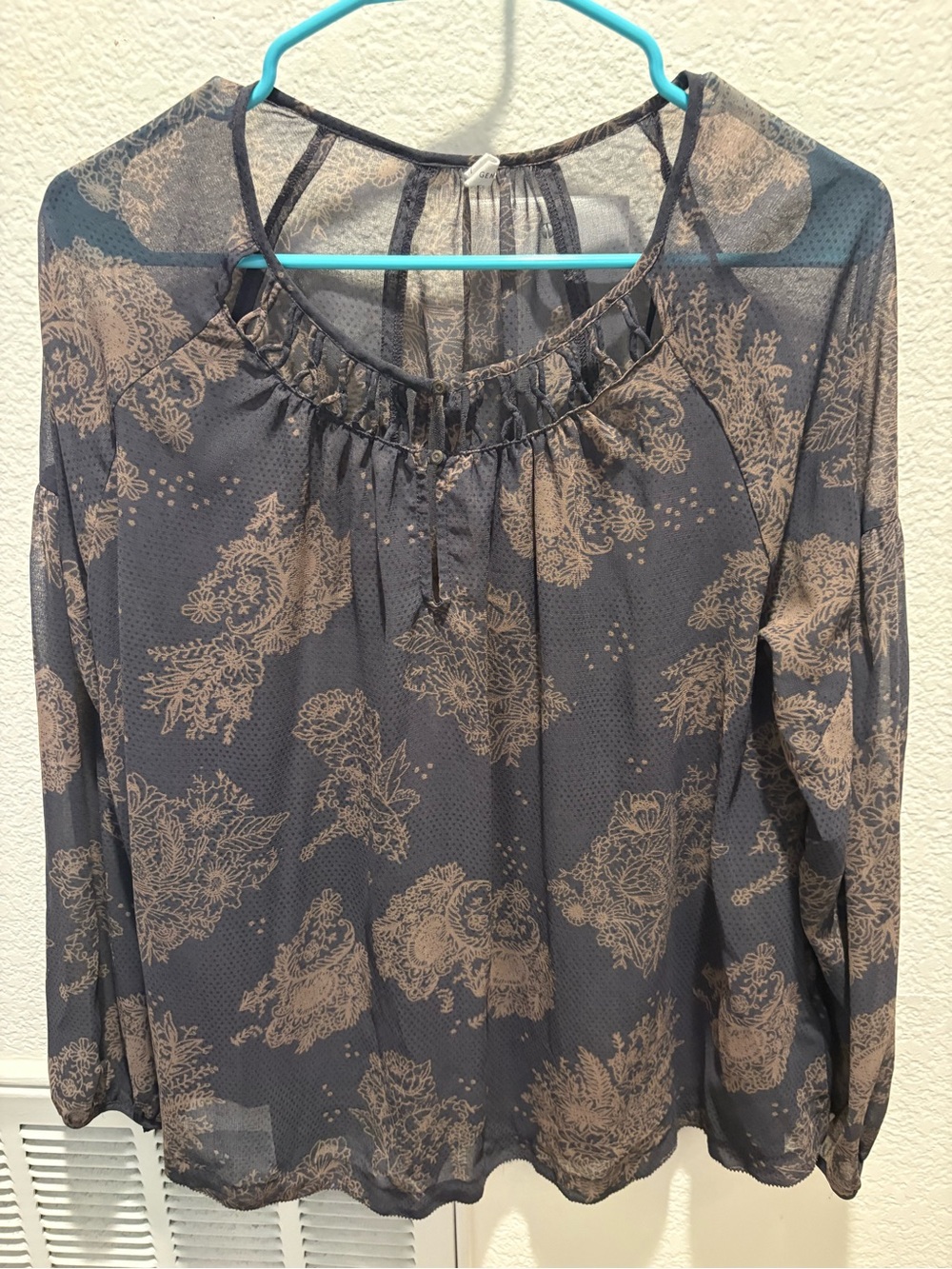 Source Unknown Charcoal Sheer Long-Sleeve Blouse with Taupe Floral Print